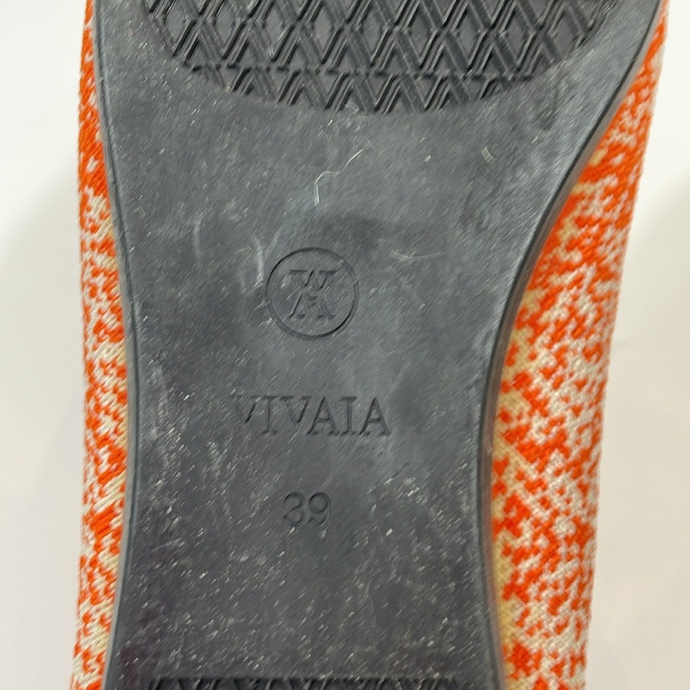 Vivaia Flats Size 39 Orange And Cream Stretch Knit EUC - Picture 7 of 9